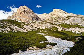 Parco Naturale Fanes-Senes-Braies. Escursione al Rifugio Fanes. Nei pressi del Col Da Locia (2069 m). 